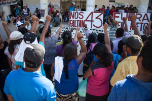 © César Martínez López