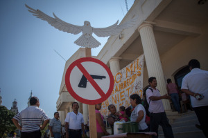 © César Martínez López