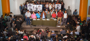 ©César Martínez López