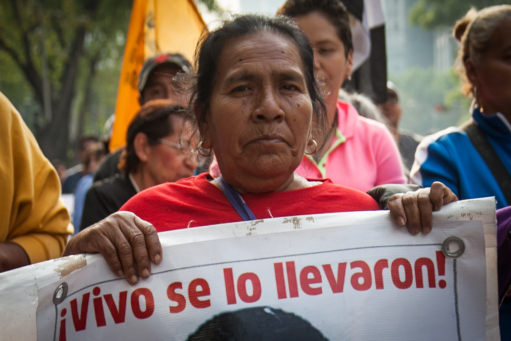 © César Martínez López