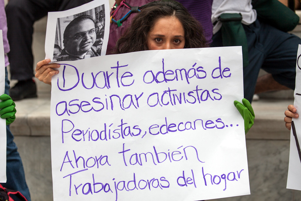 © César Martínez López