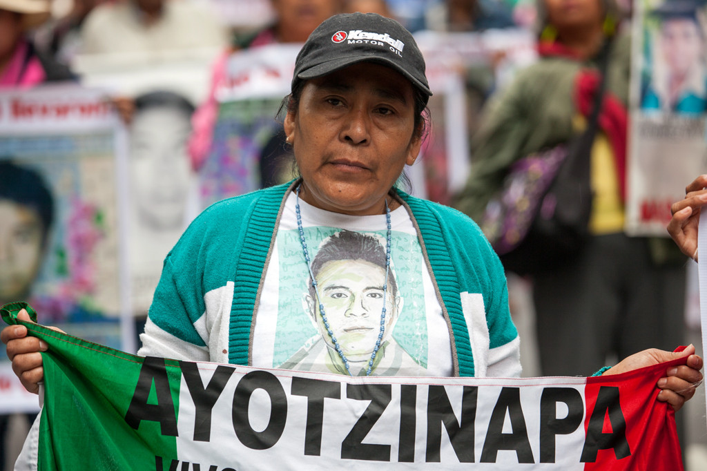 © César Martínez López