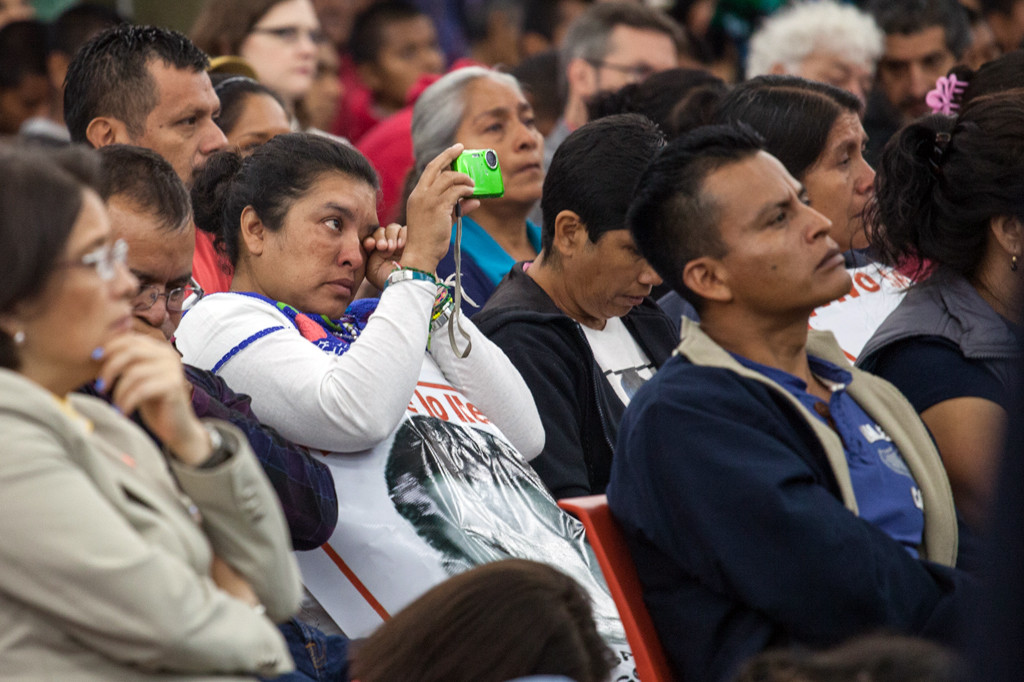 © César Martínez López