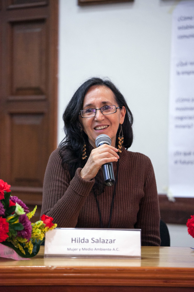 © César Martínez López