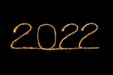 Entre líneas y grietas / 2022: Dolor y nuevos comienzos